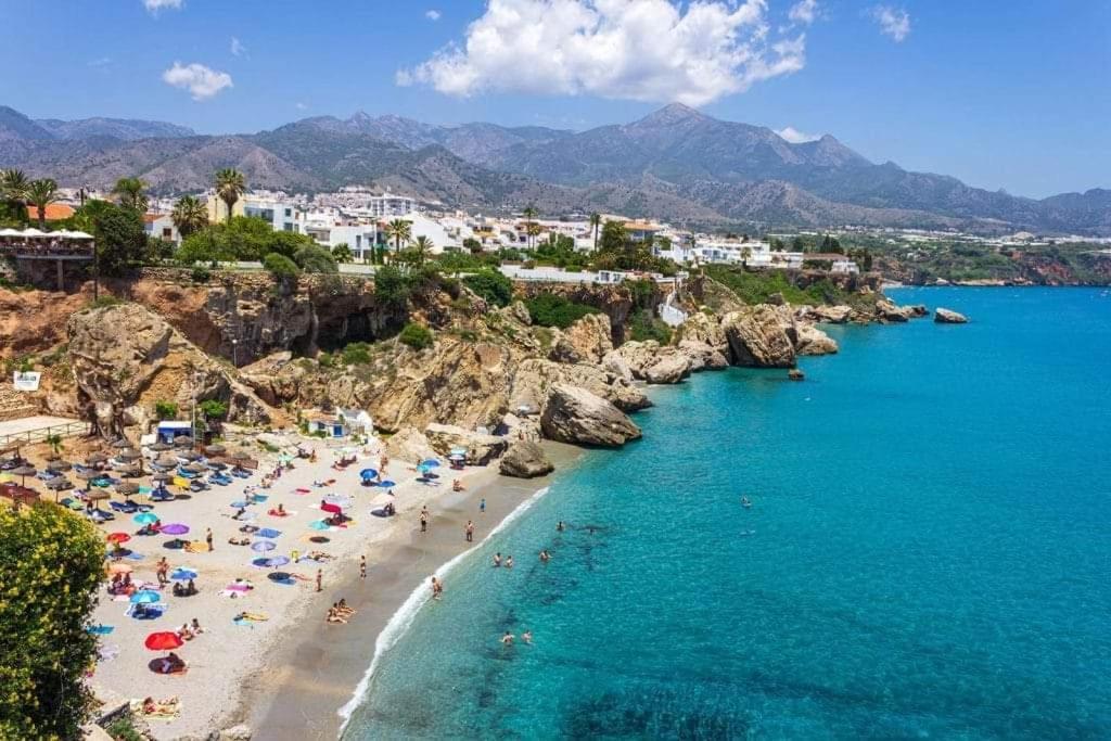 Nerja Centro, Playa Carabeo Apartment Exterior photo